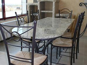 Table de cuisine en granit