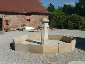 Fontaines en pierre de Bourgogne type clémence